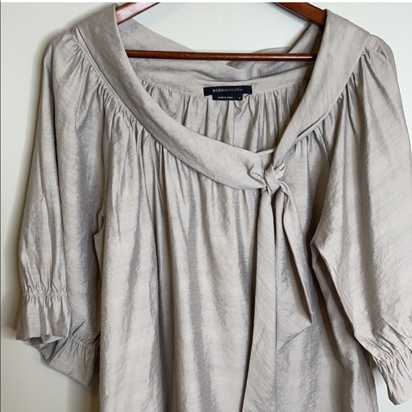 BCBGMaxAzaria grey tied neck ruffled sleeve top M - Picture 3 of 5